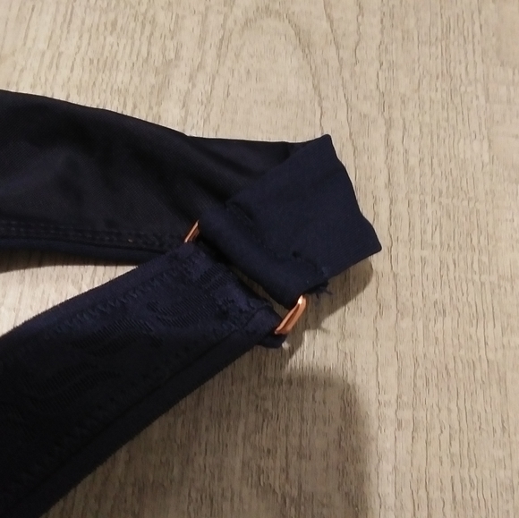 FABLETICS SPORTS BRA - Picture 2 of 4